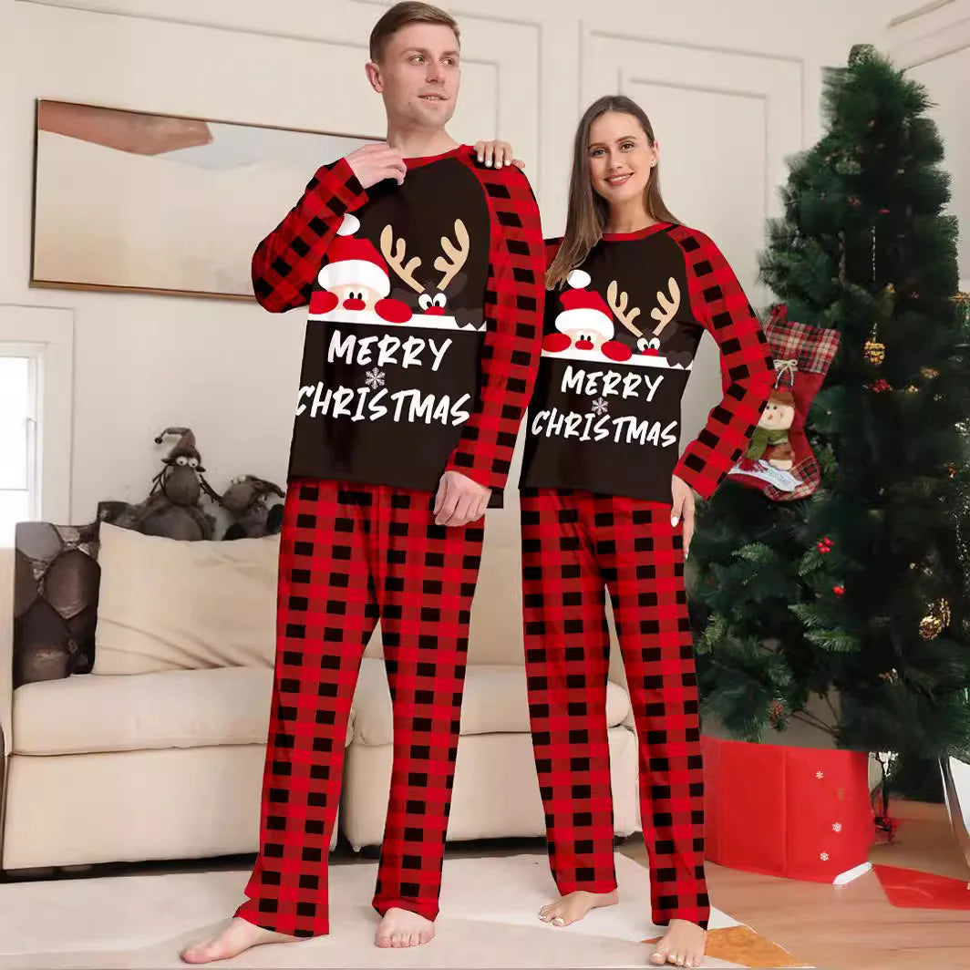 Hot Sales Christmas Pajamas Printed Xmas Family Matching Outfits Two Pieces Sleepwear Sets Christmas Family Pajamas Sets