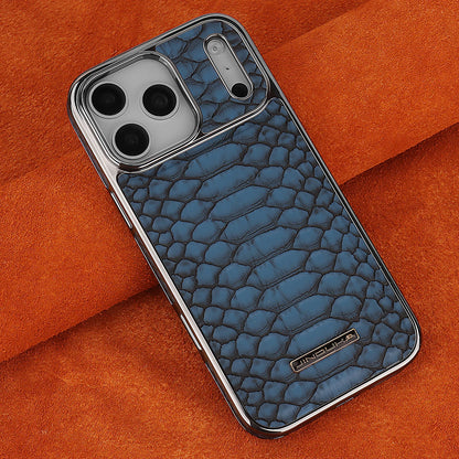 Luxury Fashion Snake-Patterned Leather Phone Case For iPhone 17 16 15 14 13 12 Pro Max 17Air  Inner Shell With Flannel Lining